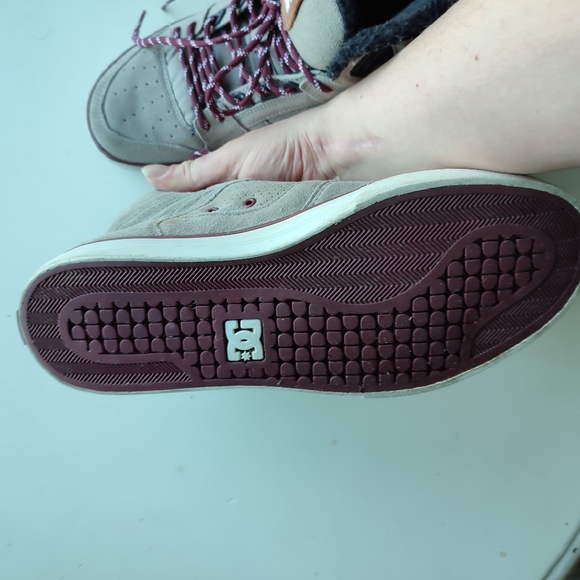 DC Trainers Size UK 10 - Picture 6 of 9